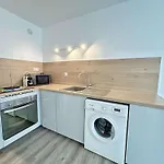 Renove Avec Parking A - Fr-1-226-557