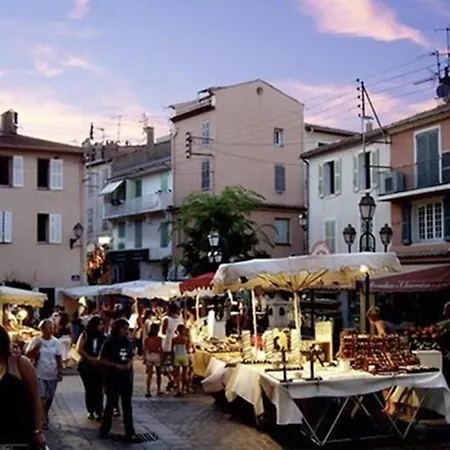 Renove Avec Parking A - Fr-1-226-557 Sainte-Maxime